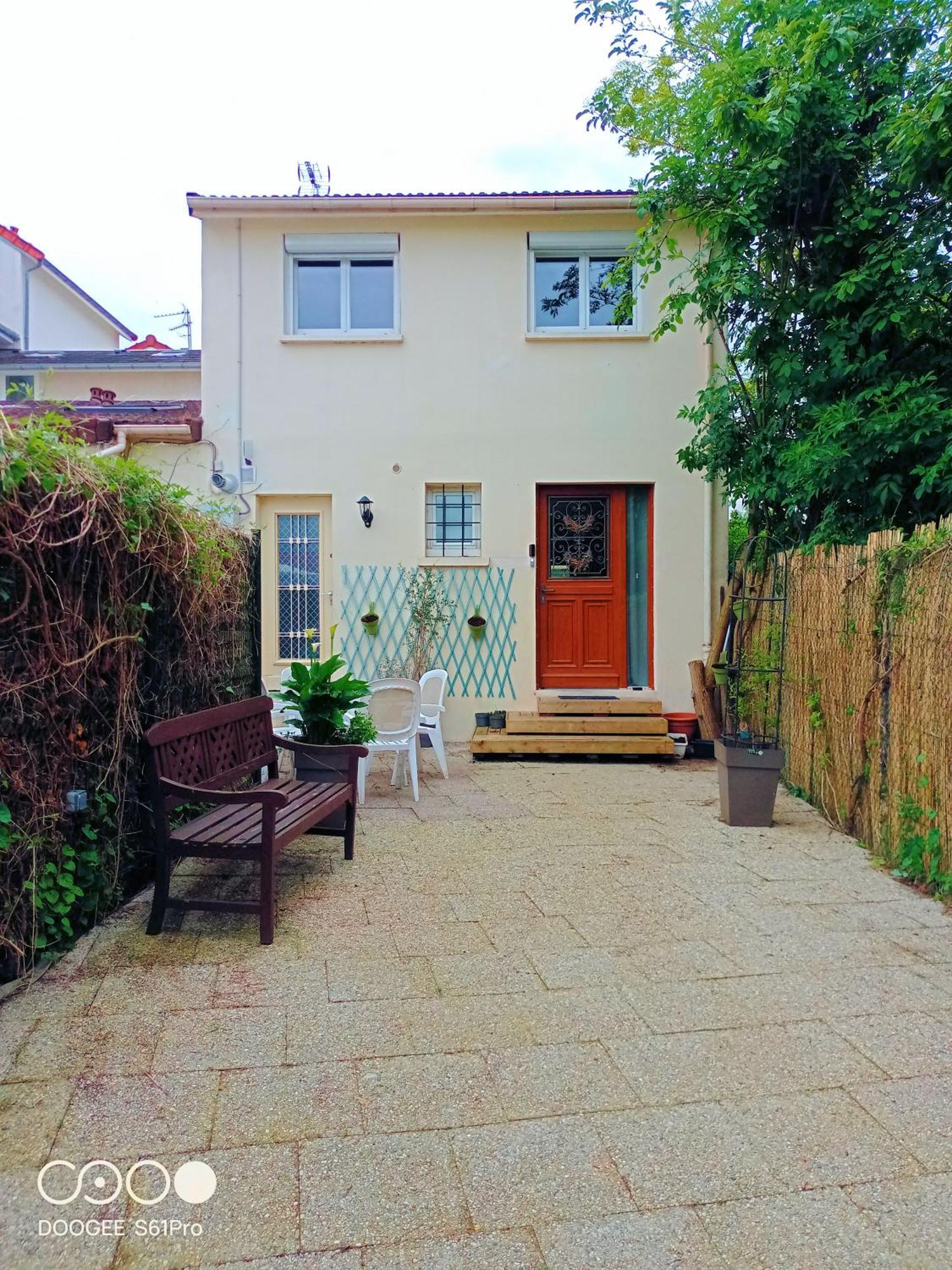 Maison de charme au pied du Mont Valérien Nanterre Extérieur photo